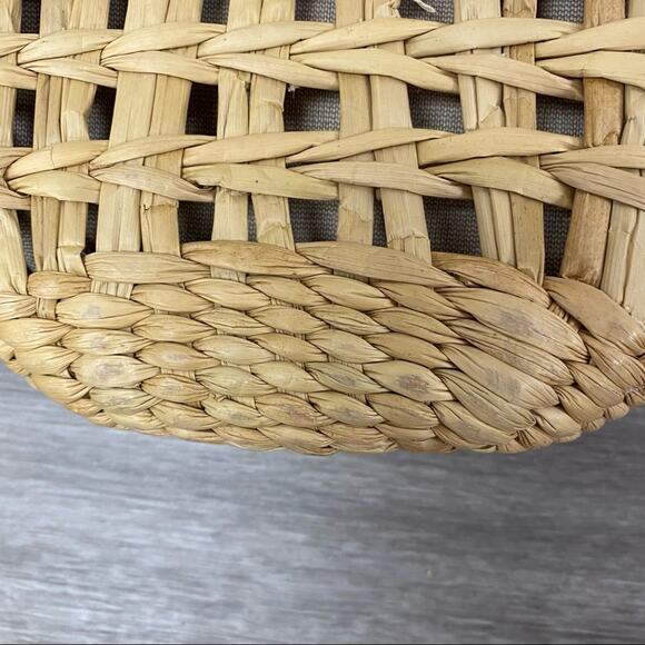 Poolside Straw Bag with Leather Strap - Picture 5 of 10